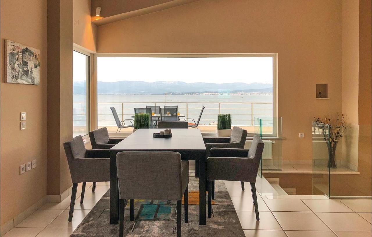Amazing Home In Chalkida With Wifi Екстер'єр фото