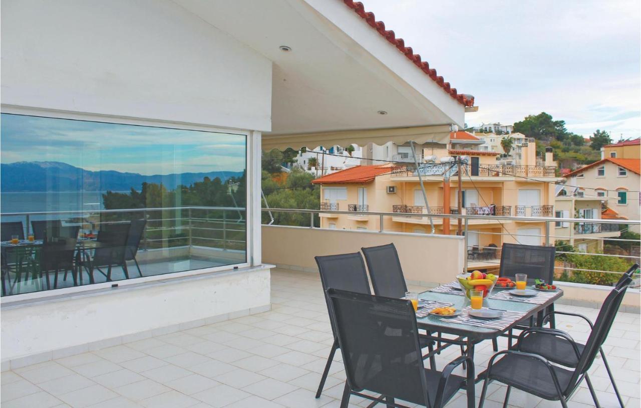 Amazing Home In Chalkida With Wifi Екстер'єр фото