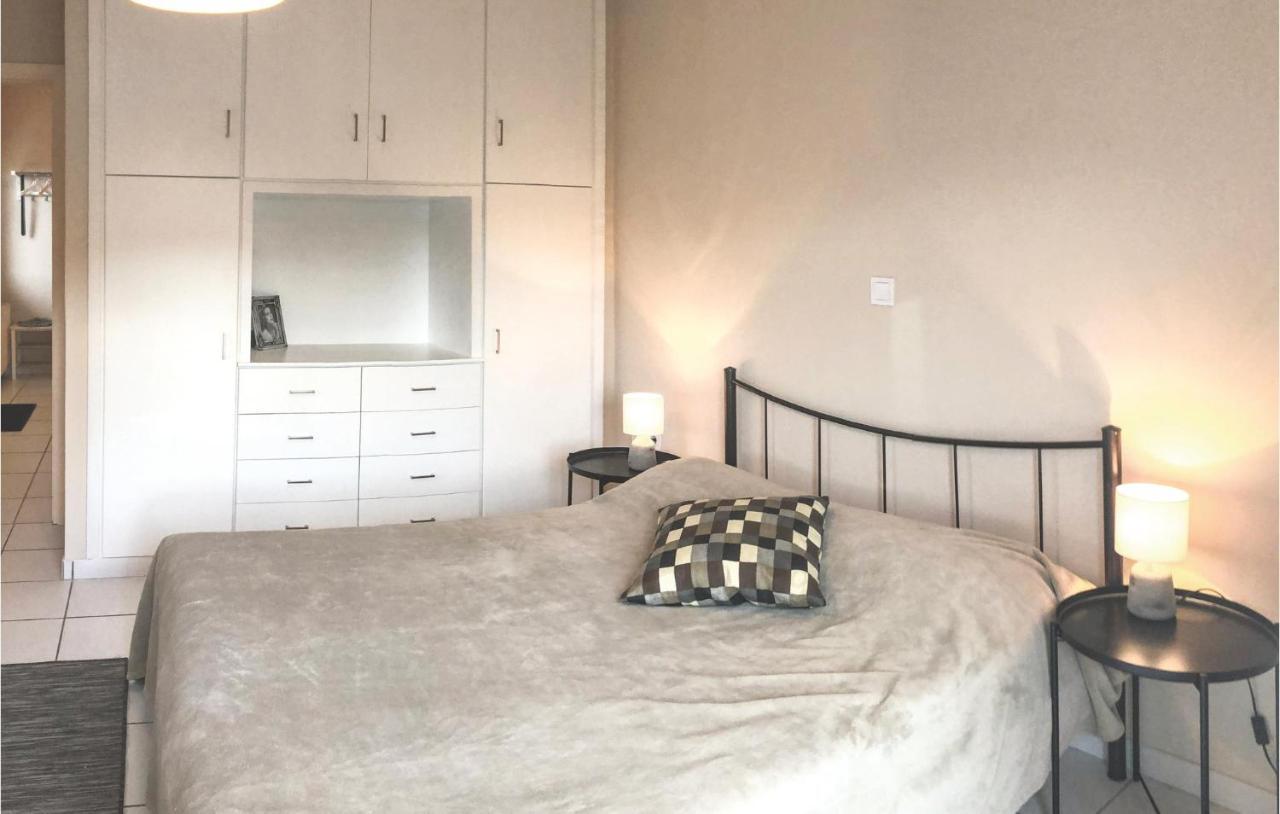 Amazing Home In Chalkida With Wifi Екстер'єр фото
