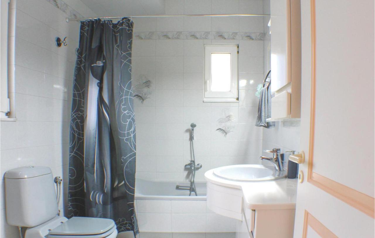 Amazing Home In Chalkida With Wifi Екстер'єр фото