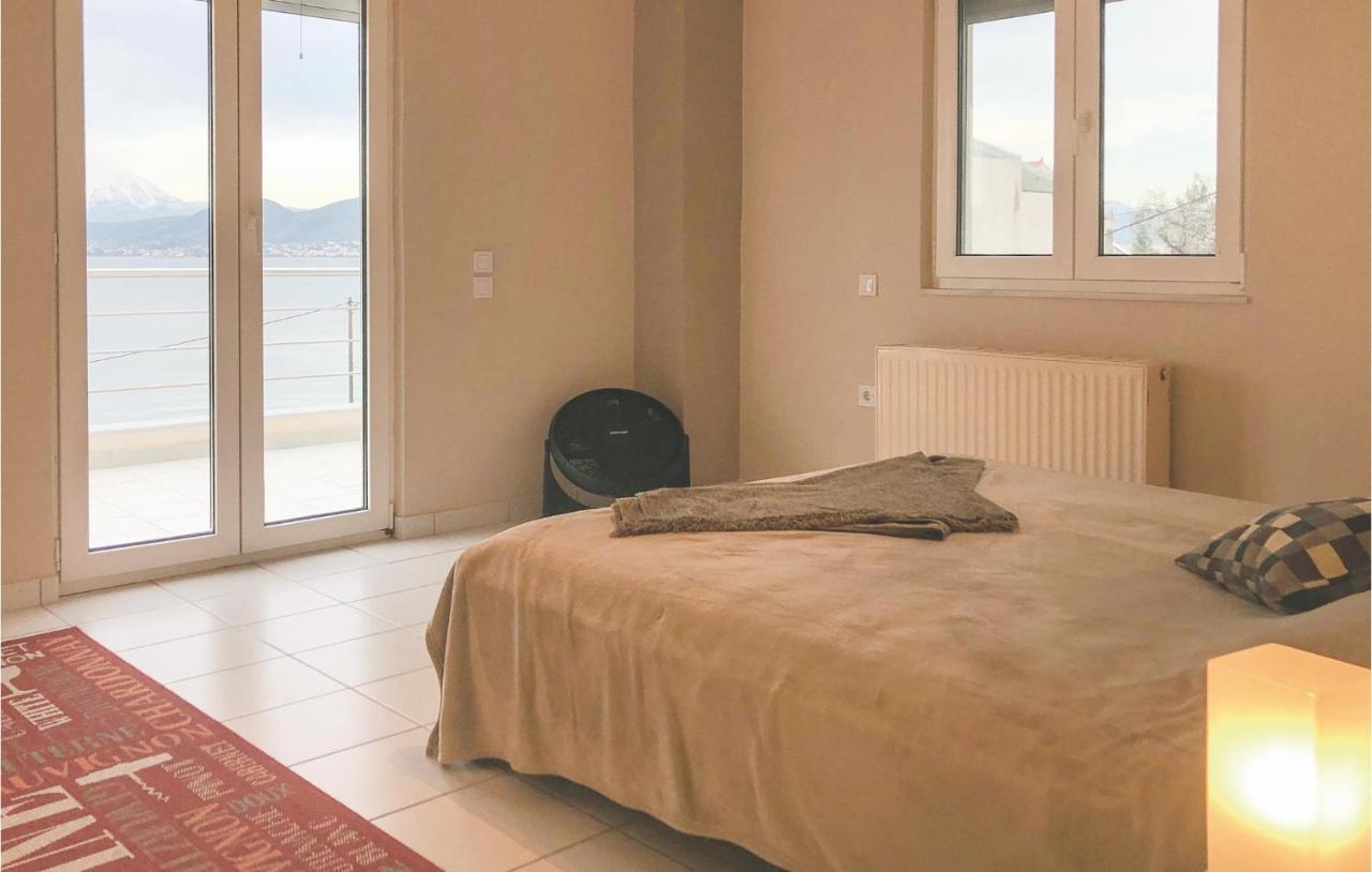 Amazing Home In Chalkida With Wifi Екстер'єр фото