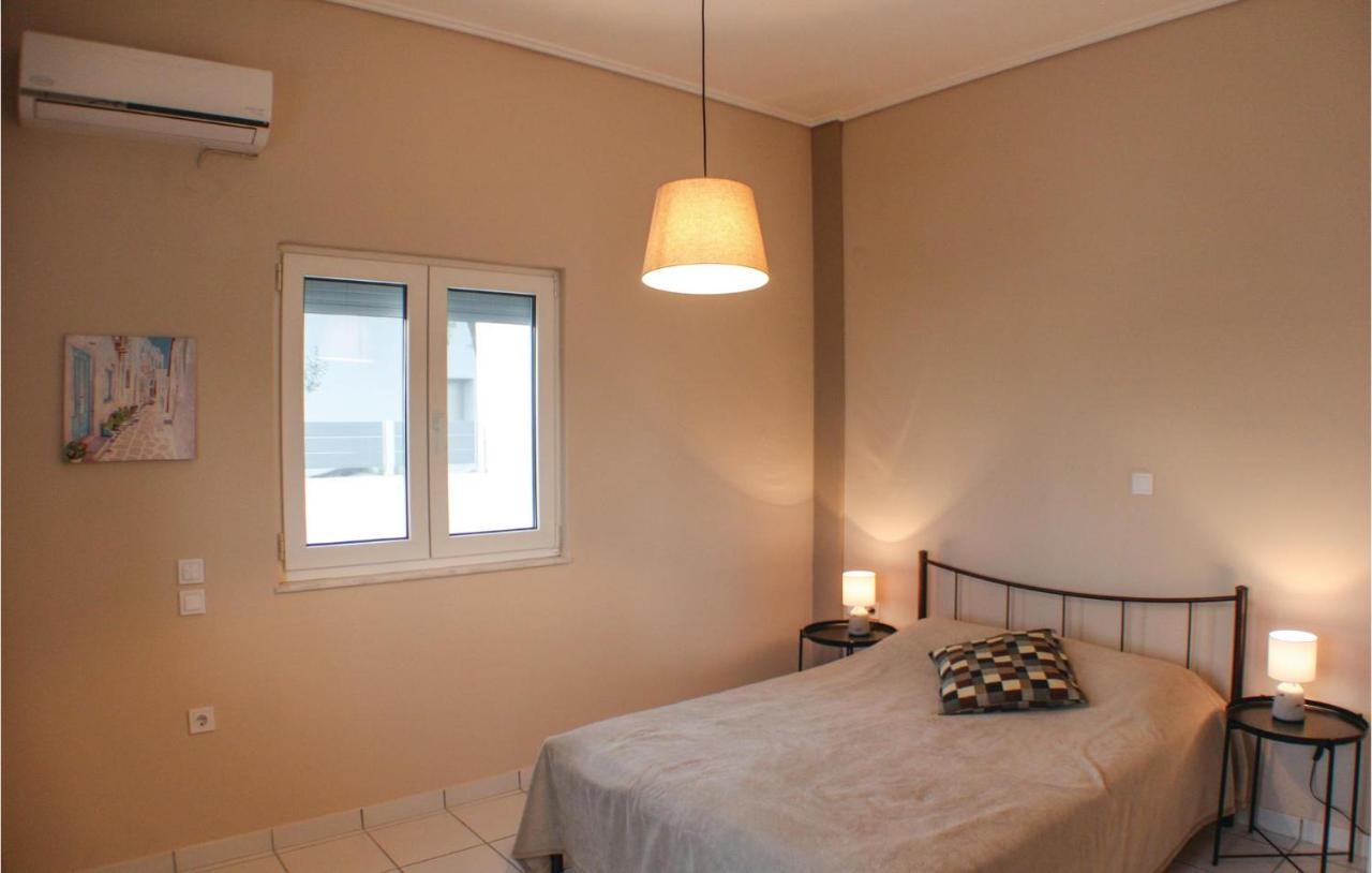Amazing Home In Chalkida With Wifi Екстер'єр фото